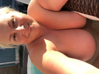 bbw adelesexyuk's Profile - Porn vids, Pics & More | ManyVids