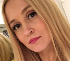 AoifeOneal's Profile - Porn vids, Pics & More | ManyVids