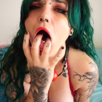 https://cdn5.manyvids.com/php_uploads/profile/Juan...