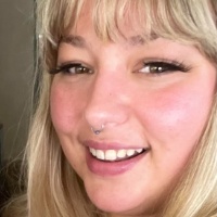 manyvids Lisa 😈's profile - Videos & Photos - EroThots