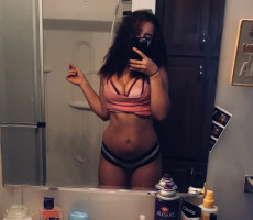 Hottest vids from your favorite content creators | ManyVids