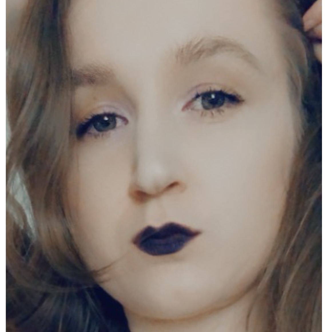 Manyvids profile picture for @poetry