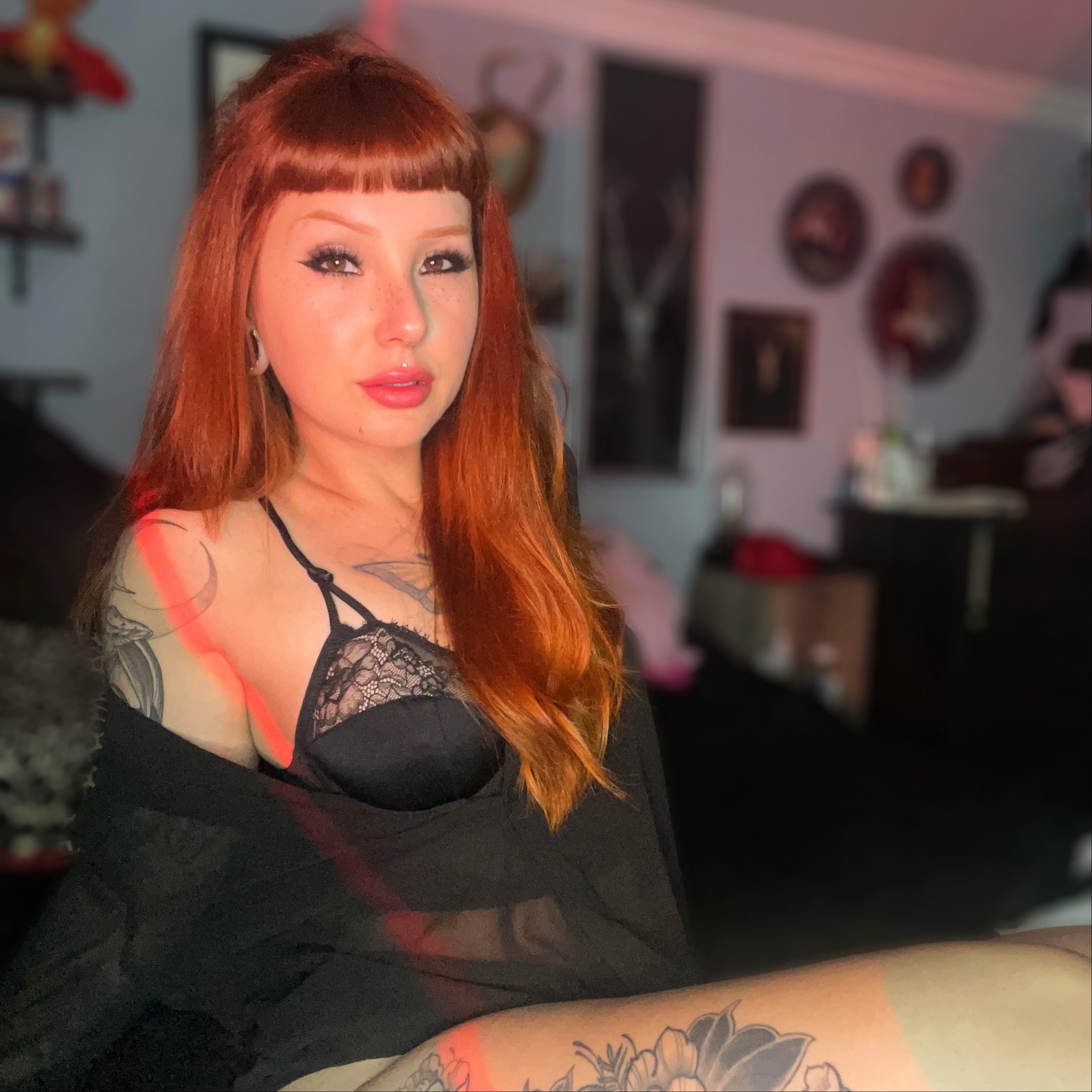 RianneKeenes Profile - Porn vids, Pics & More | ManyVids - ManyVids