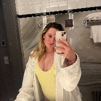 Rosieesunshine's Profile - Porn vids, Pics & More | ManyVids
