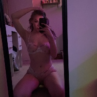 Adult Webcams, Amateur Porn Vids & Content Creators | ManyVids