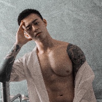 Tituslow22's Profile - Porn vids, Pics & More | ManyVids
