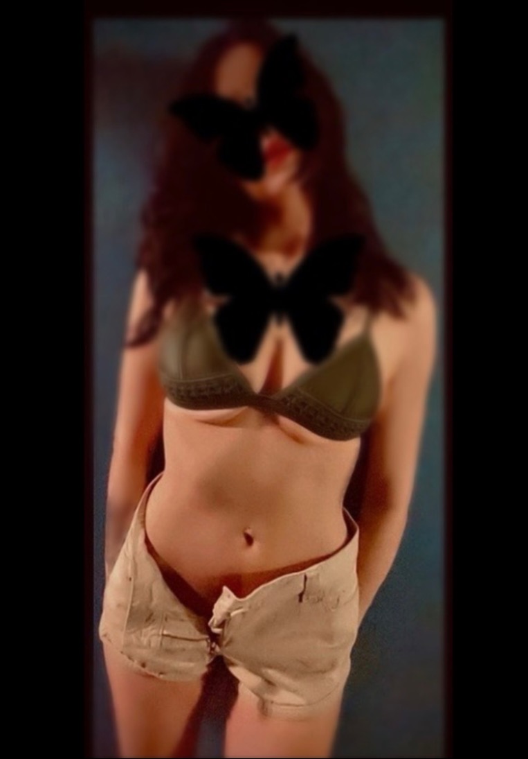 Manyvids banner for @__aj__