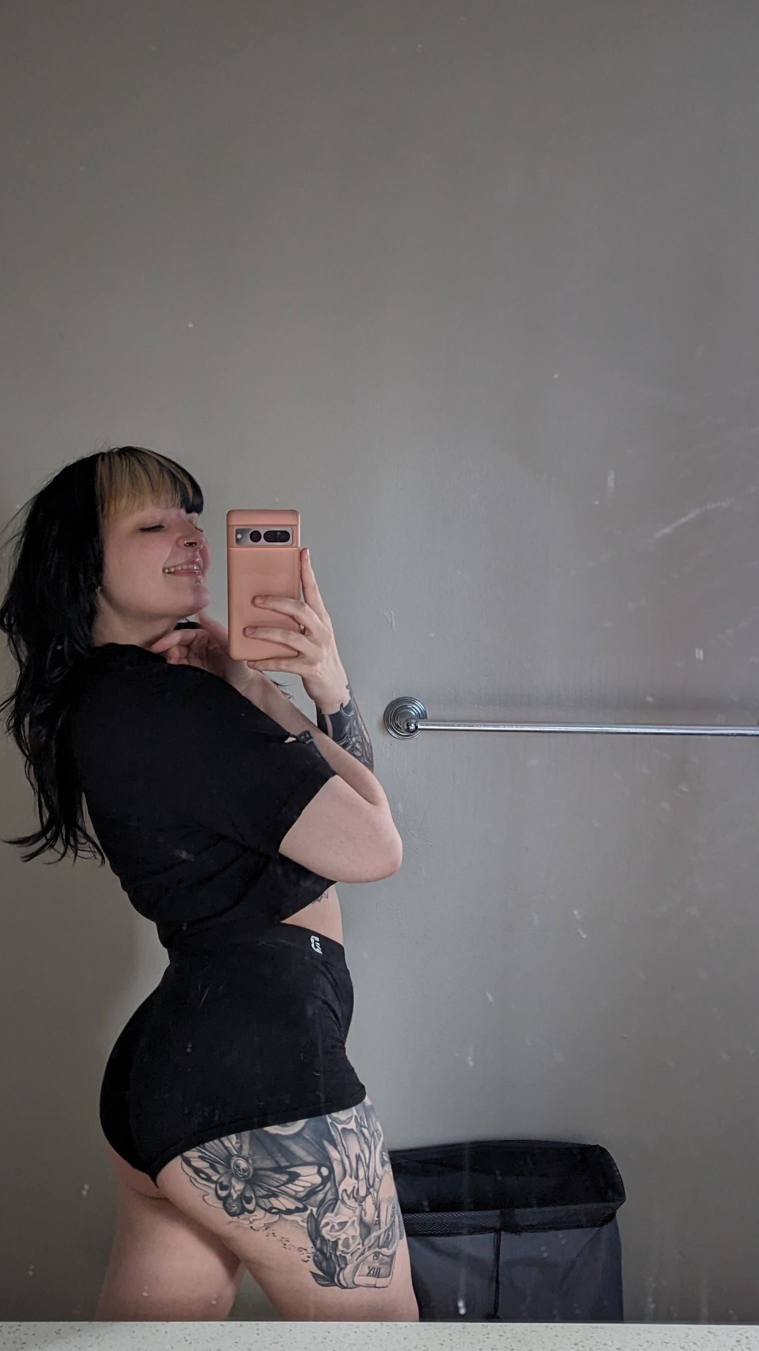 fuvkinraee - Social - ManyVids