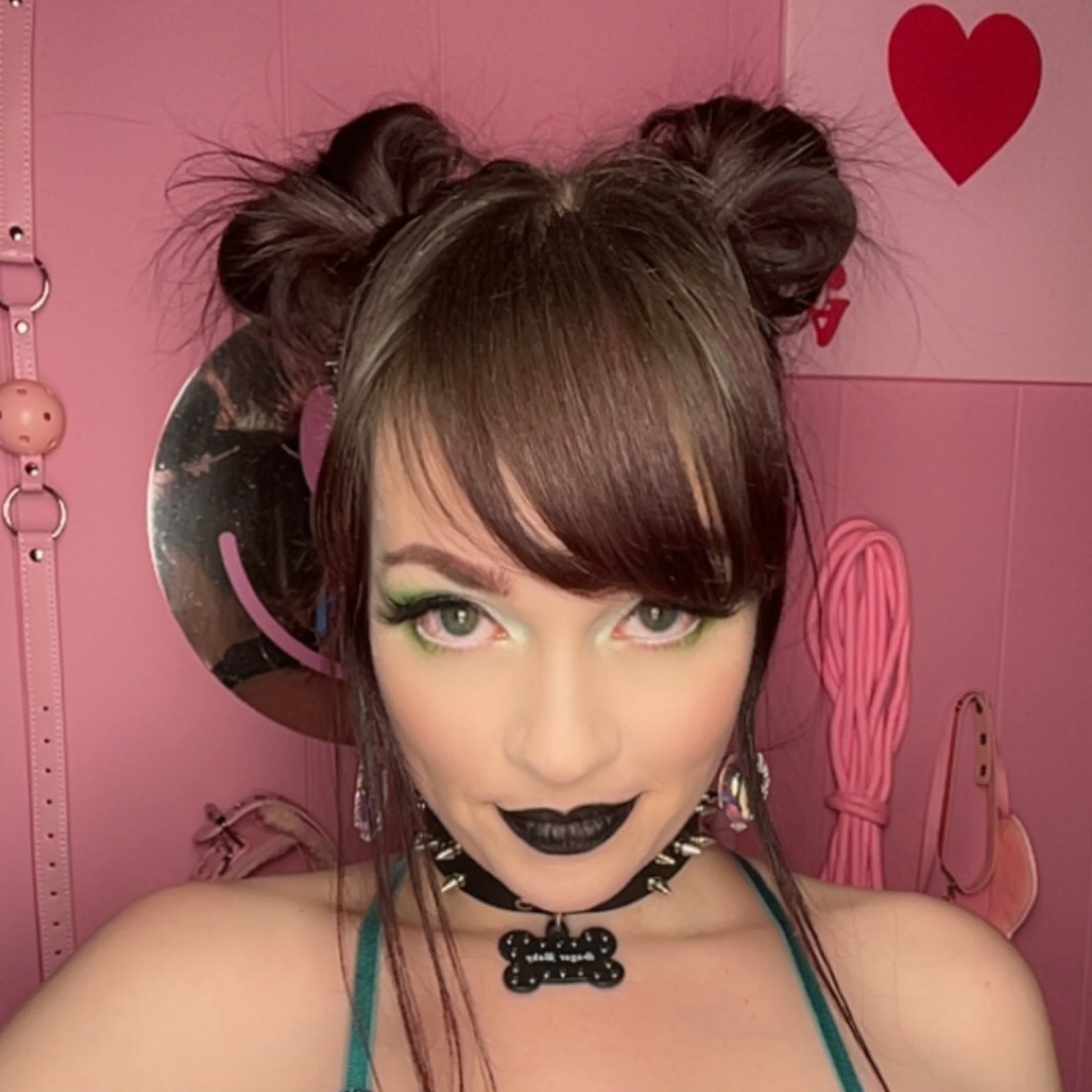 SophieMoons Profile - Vids, Pics & More | ManyVids - ManyVids