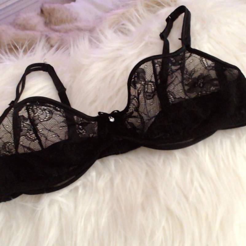 34c Fredericks of Hollywood Lace Bra