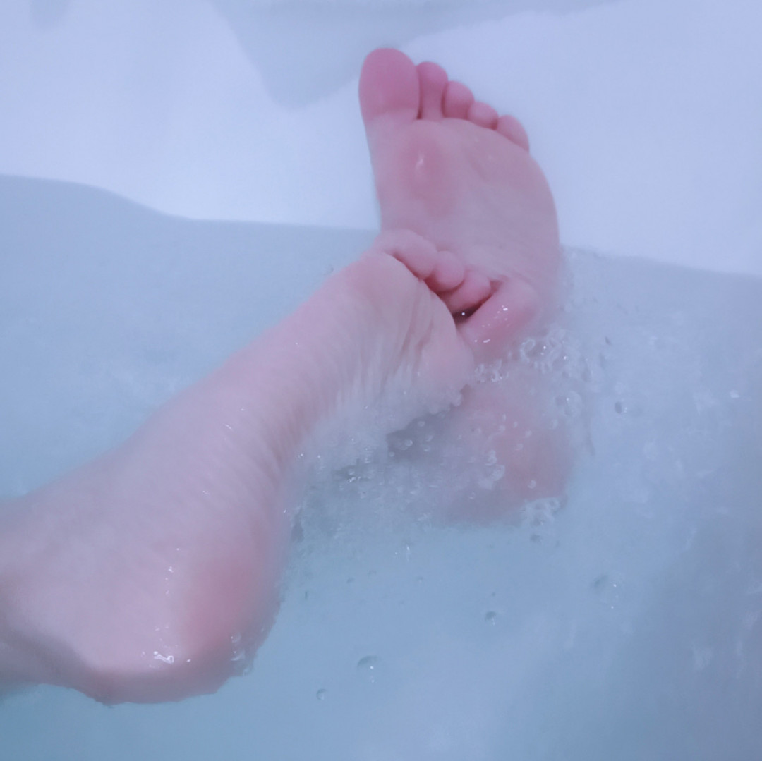 My wet Feet Photoset