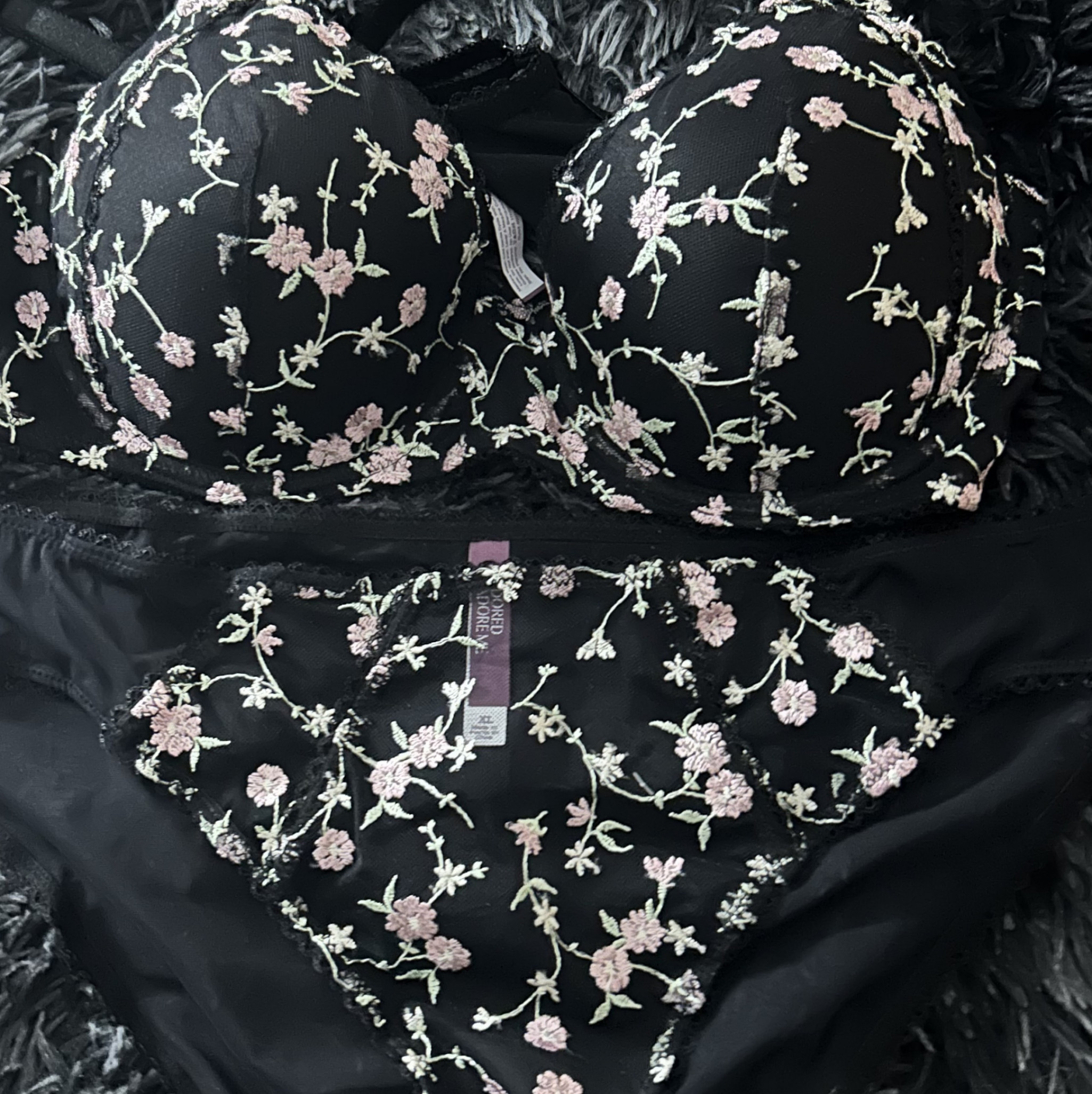PANTIES and BRA SET