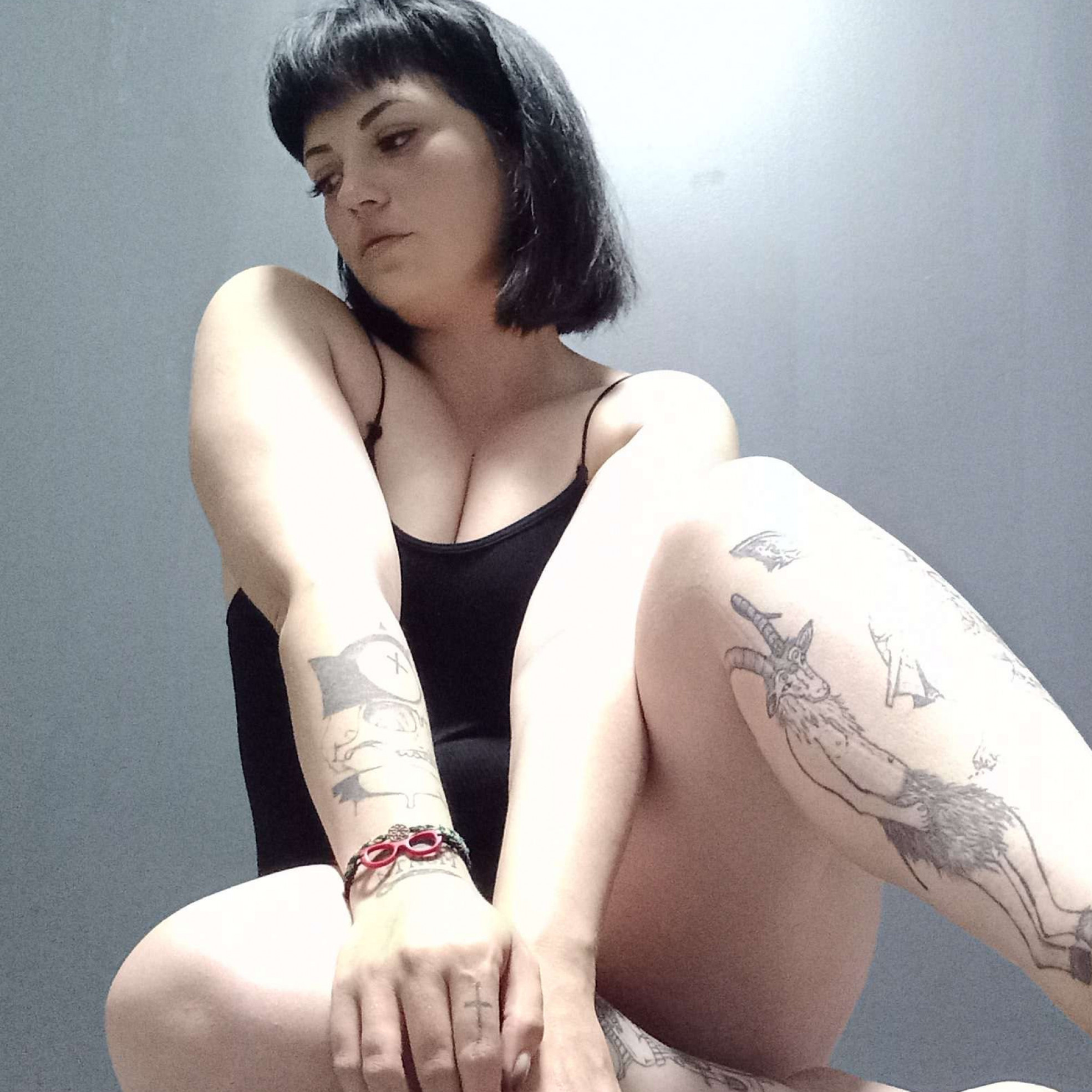 4 spicy pics
