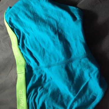 MV Store - Buy items from your favorite girls.