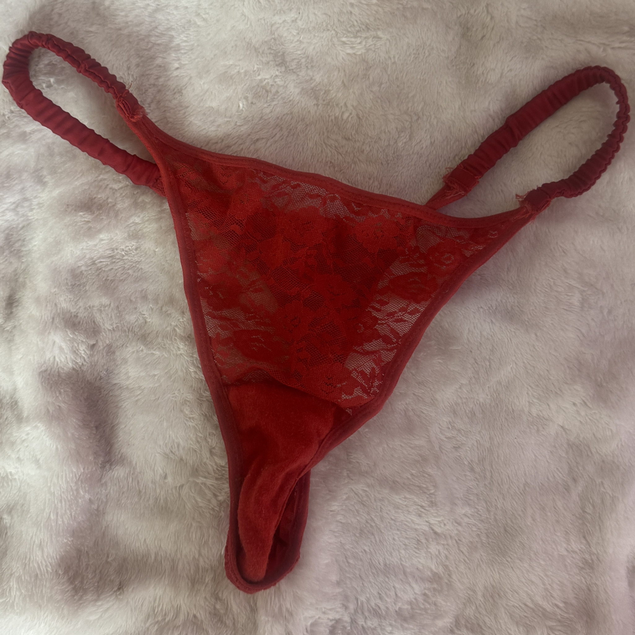RED LACE UNDERWEAR