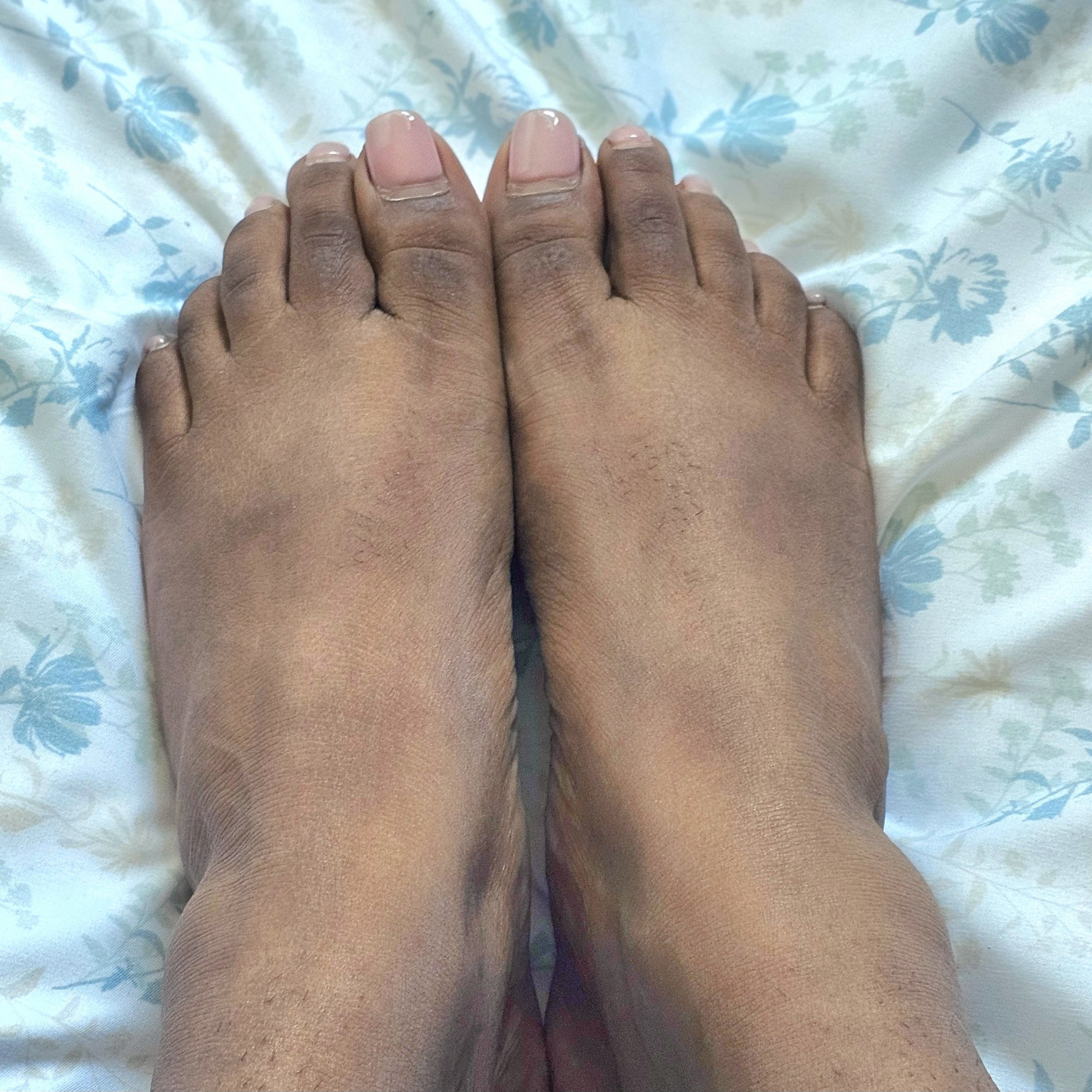 Natural Bare Feet Pics