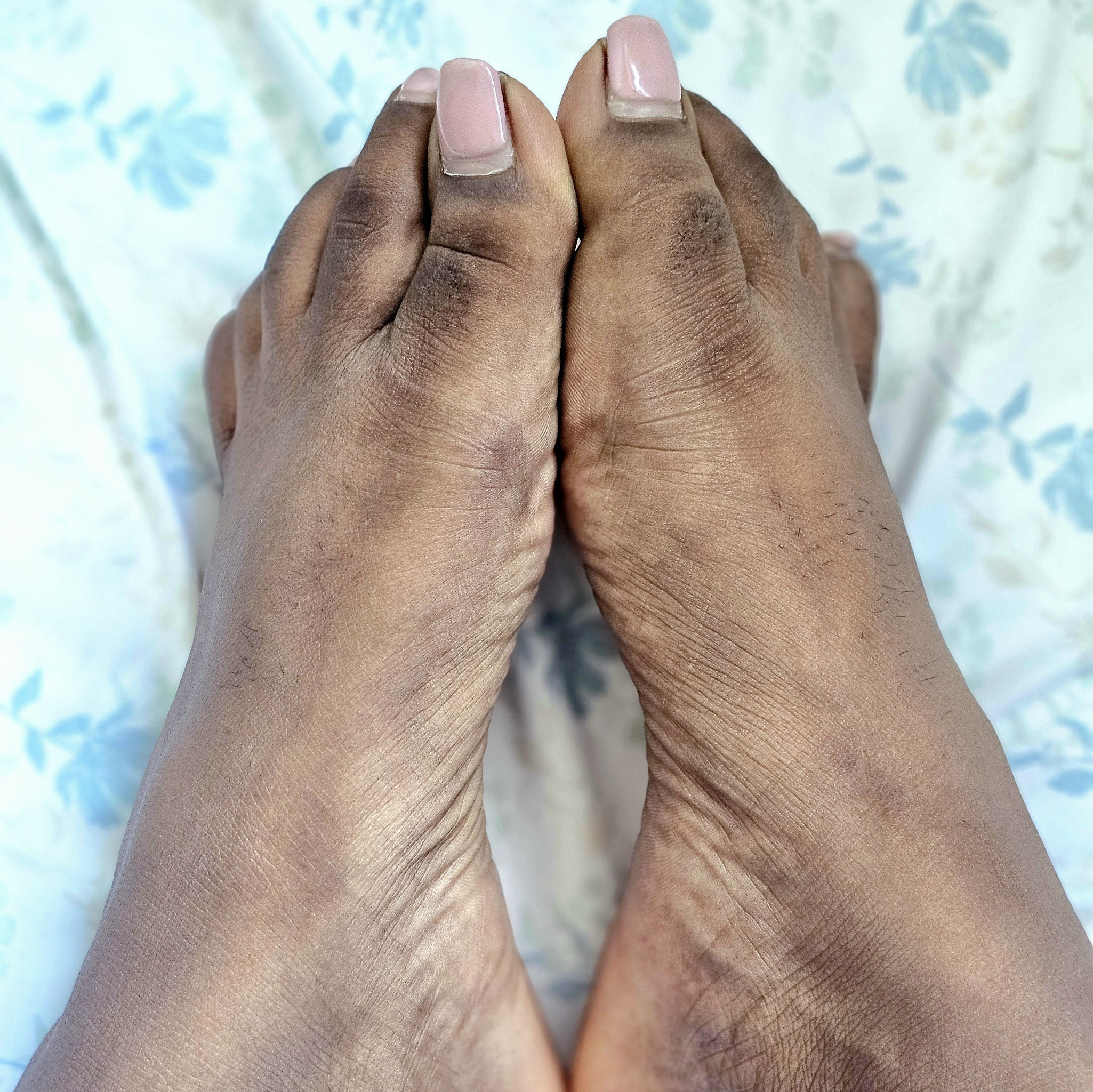 Natural Bare Feet Pics