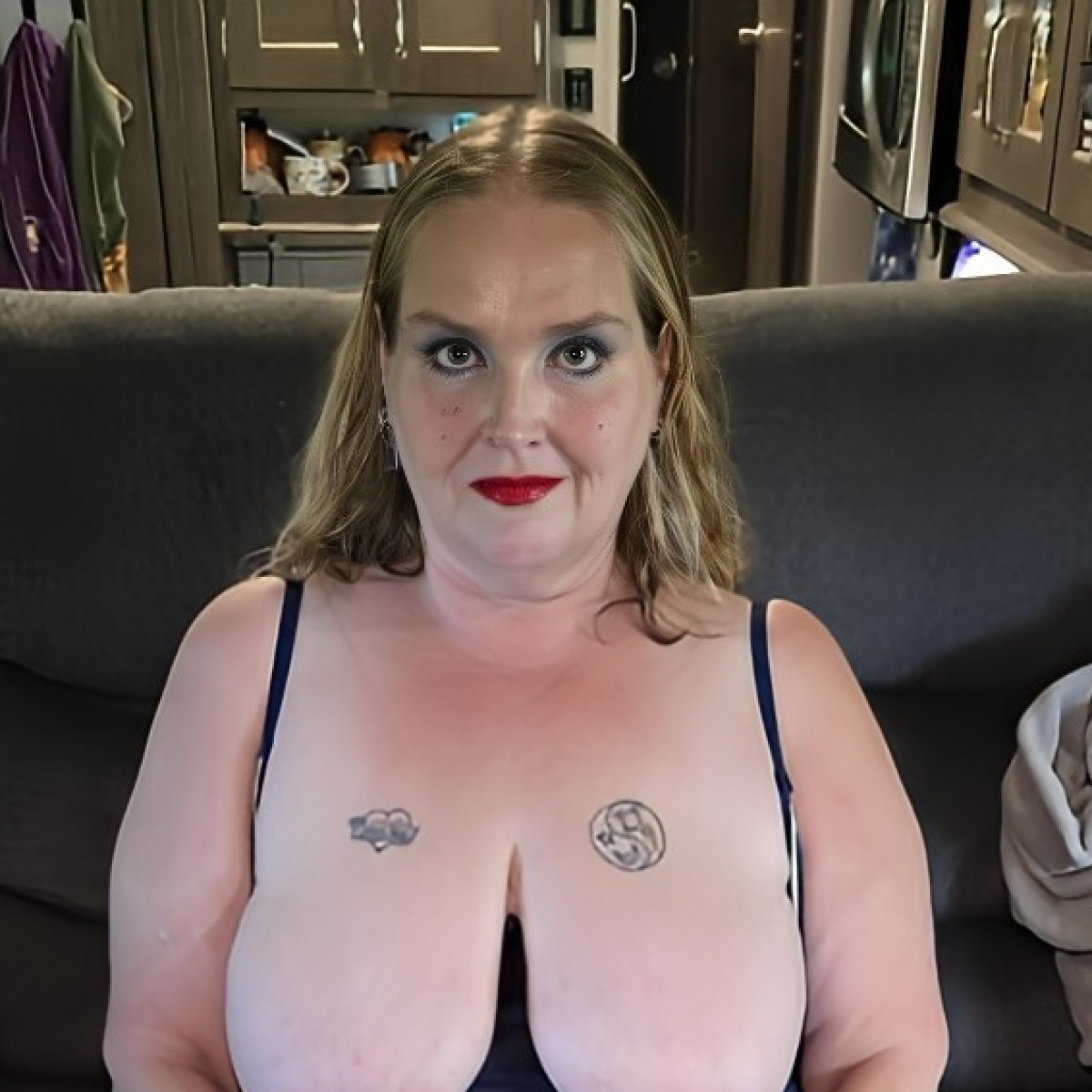 Cum have the blues with me