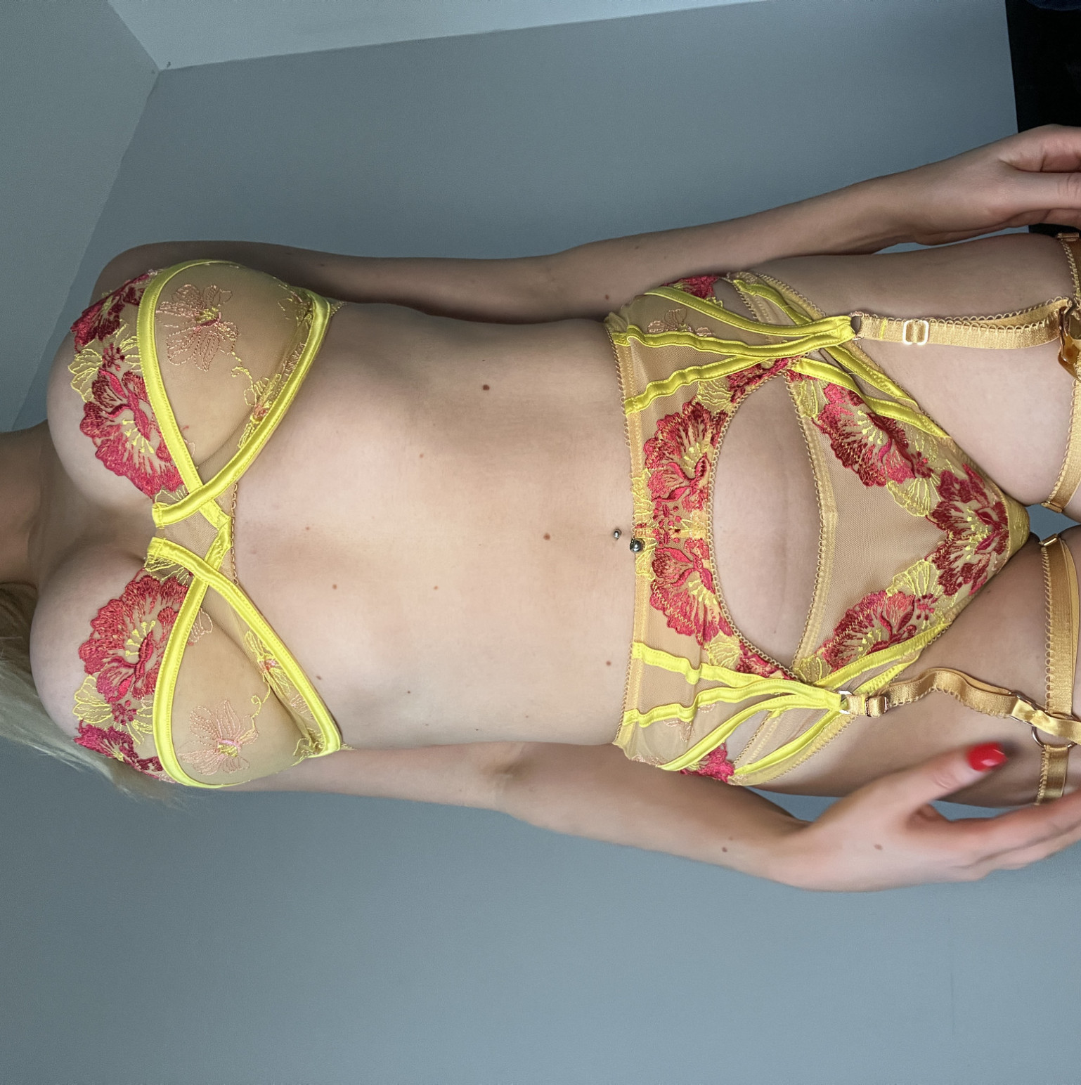 Lounge 3 piece yellow lingerie