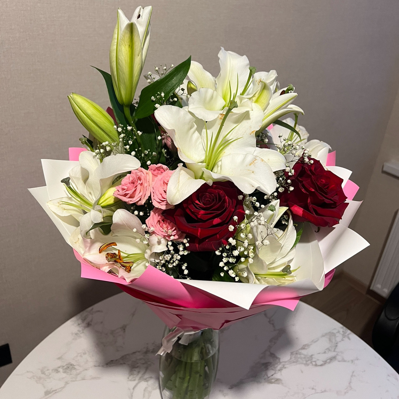 Give the Mistress a bouquet flowers