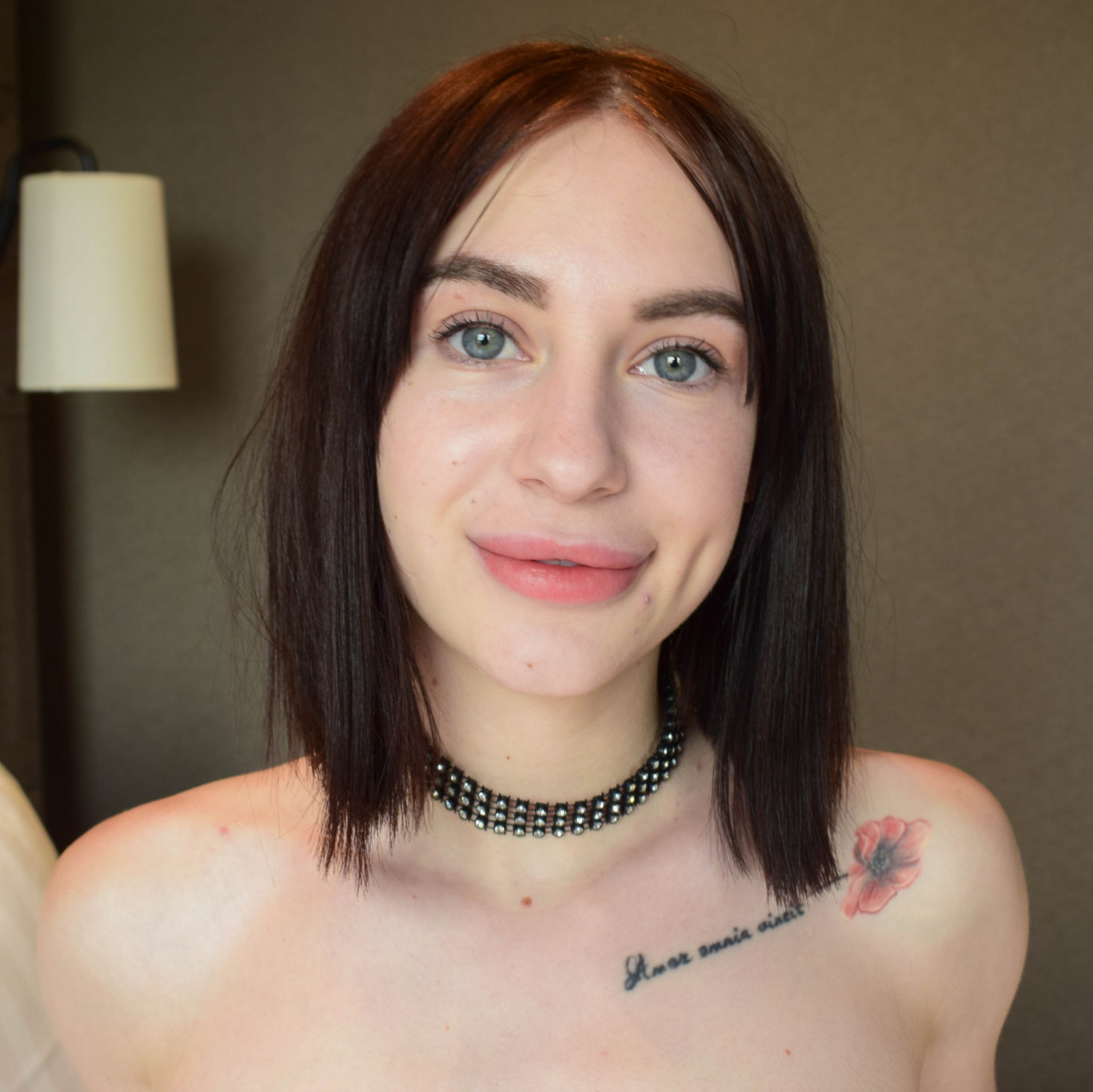 Emma Evans is back picture set