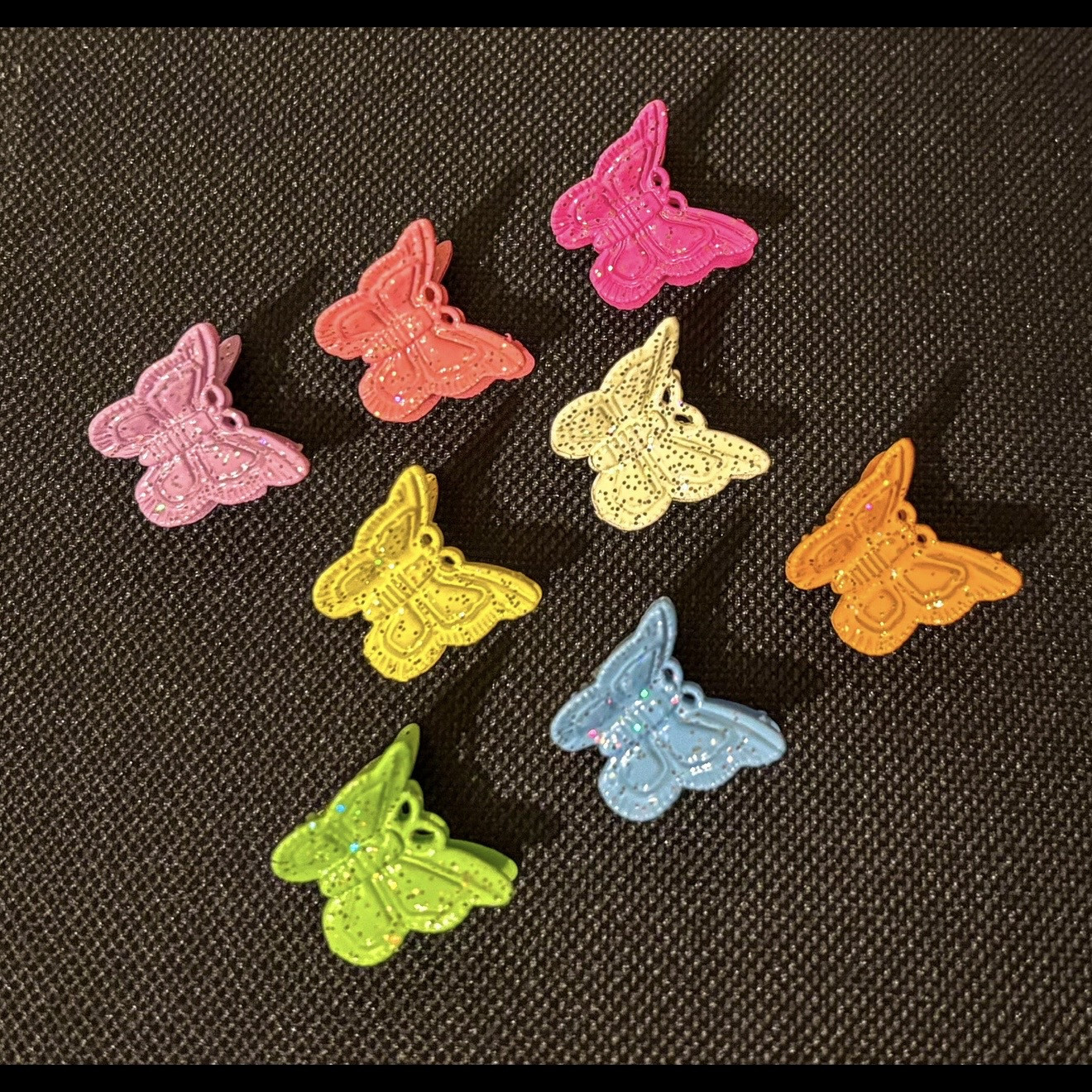 8x Mini Butterfly hair grips various colours