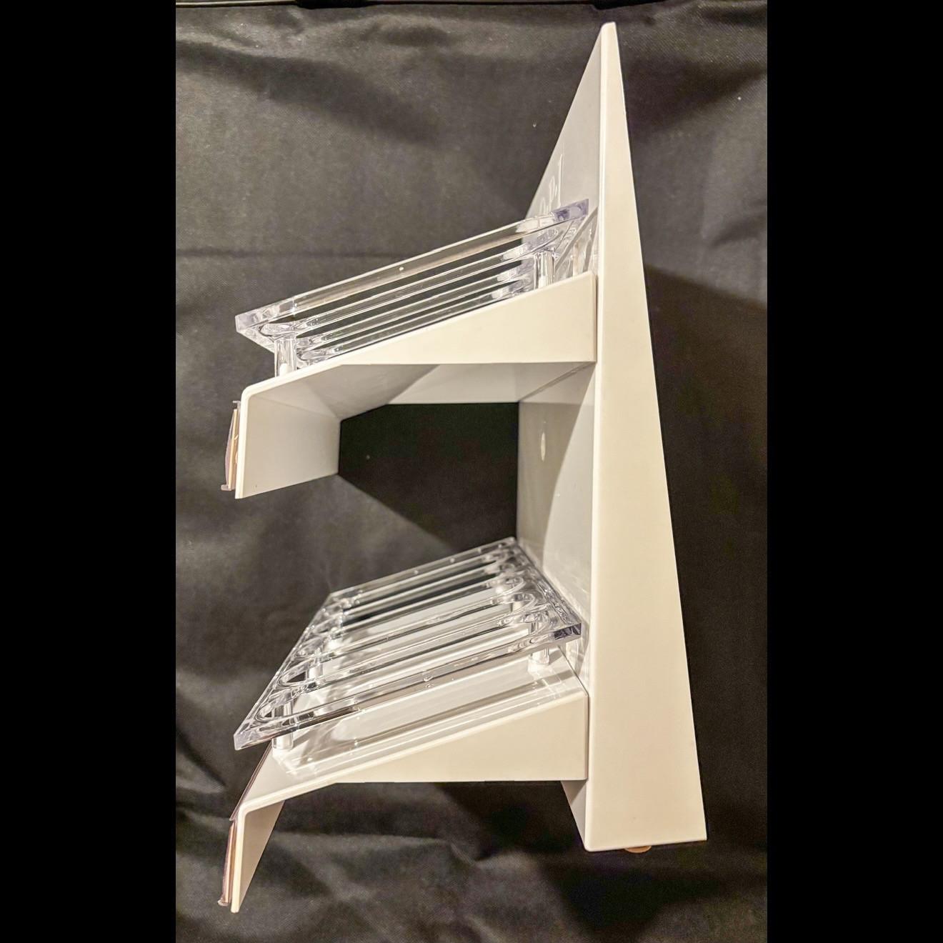 1x Preloved OPI nail lacquer White Acrylic stand holds 36 f