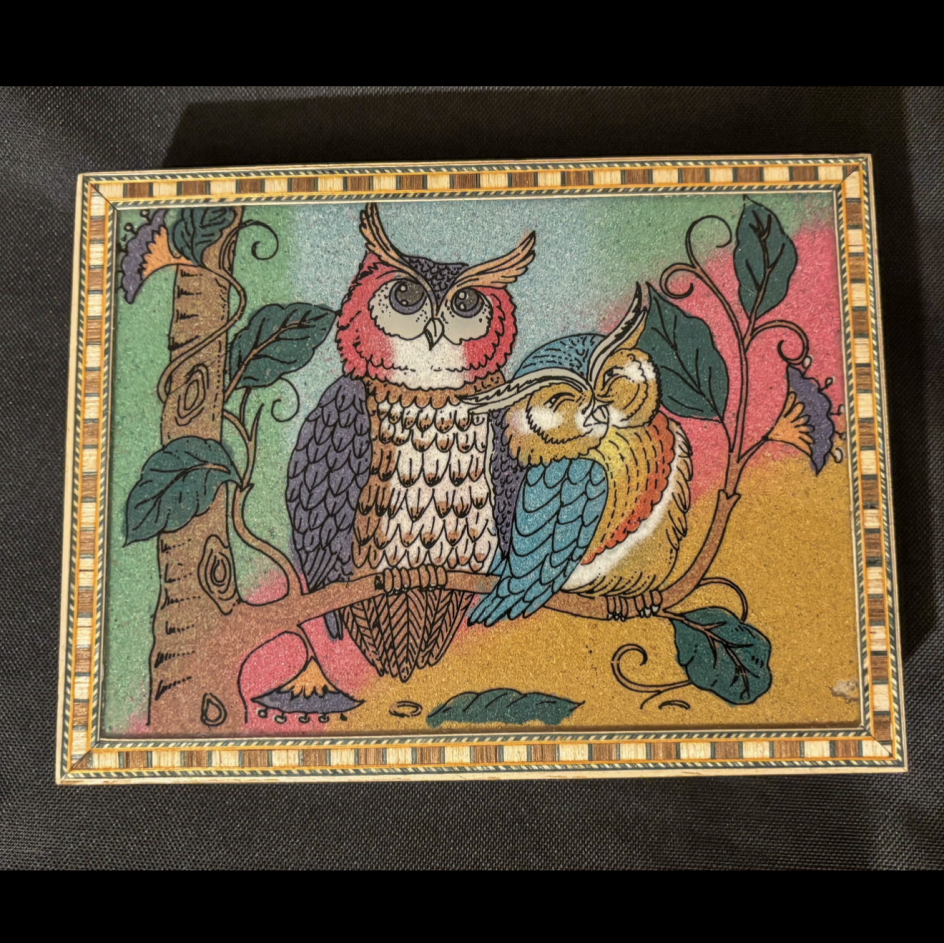 Pine jewellery box with Owl decorative top