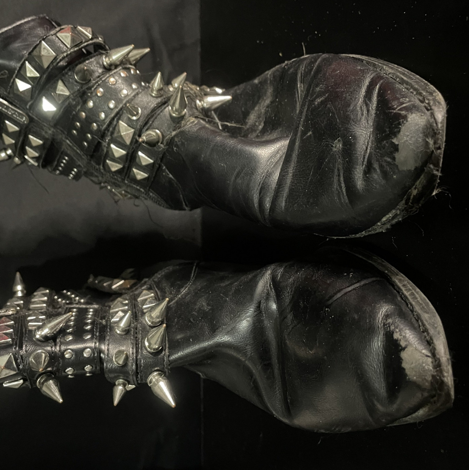 Latina Goth Friends Boots