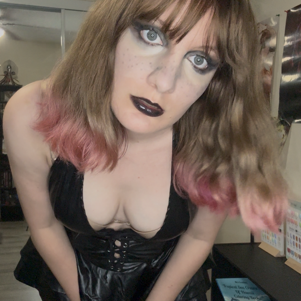 Gothic Strip Tease 30 Photos