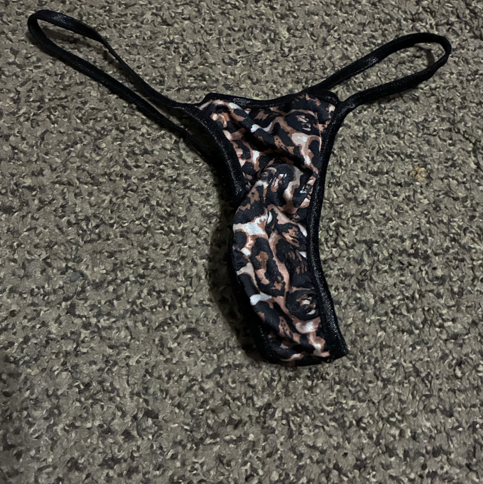 Dark leopard thong