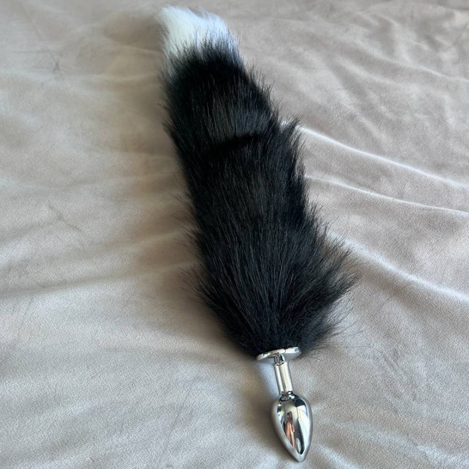 Black Fox Tail Plug