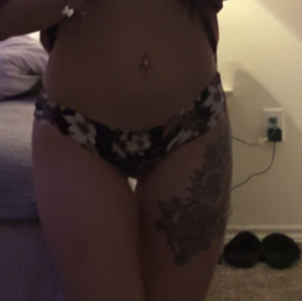 Floral lace back panties