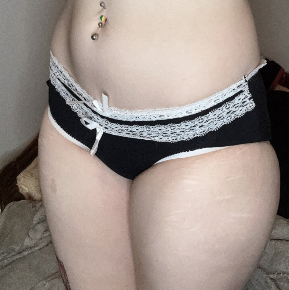 Black n White Frilly Japanese Panty