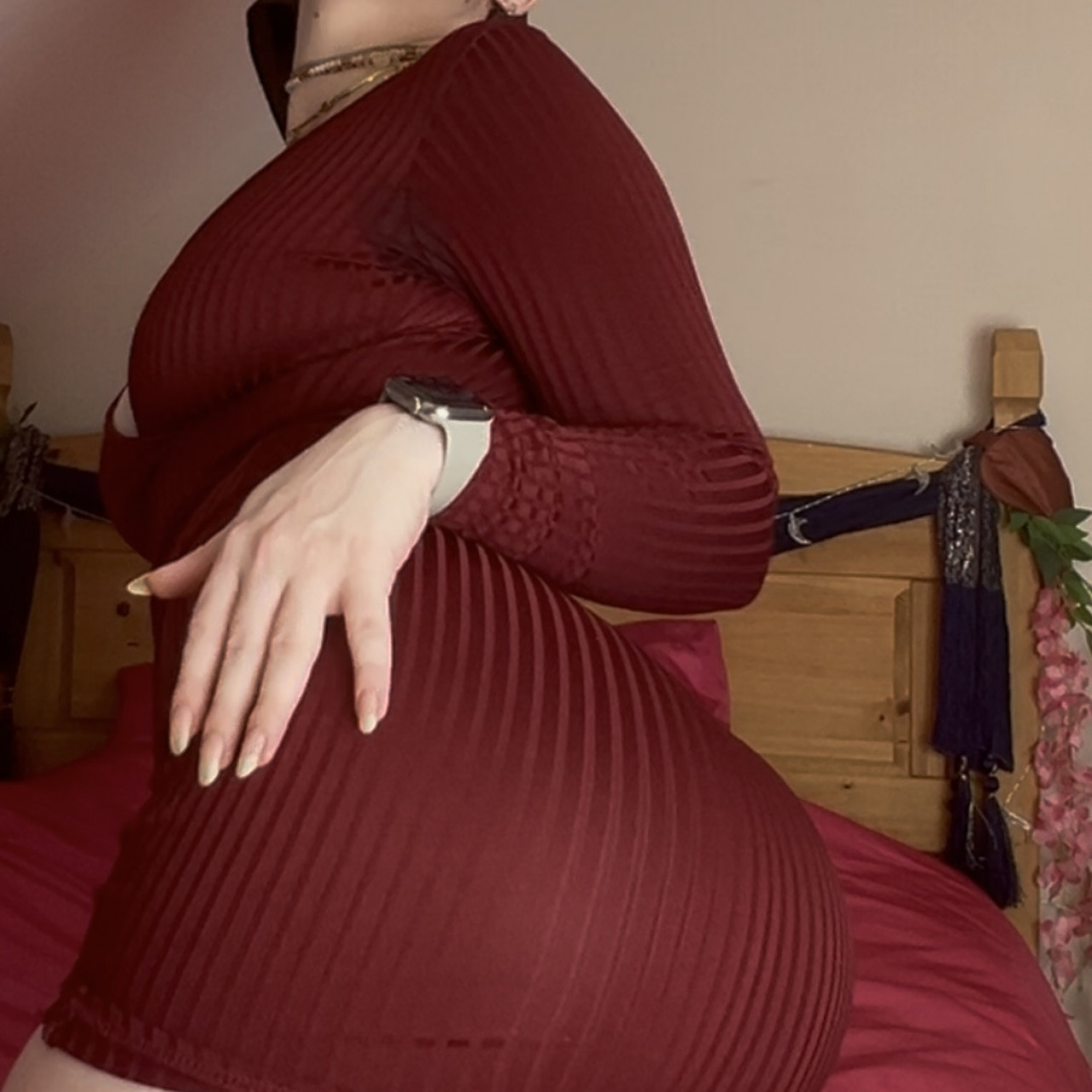 POSTAL: Tight Red Dress