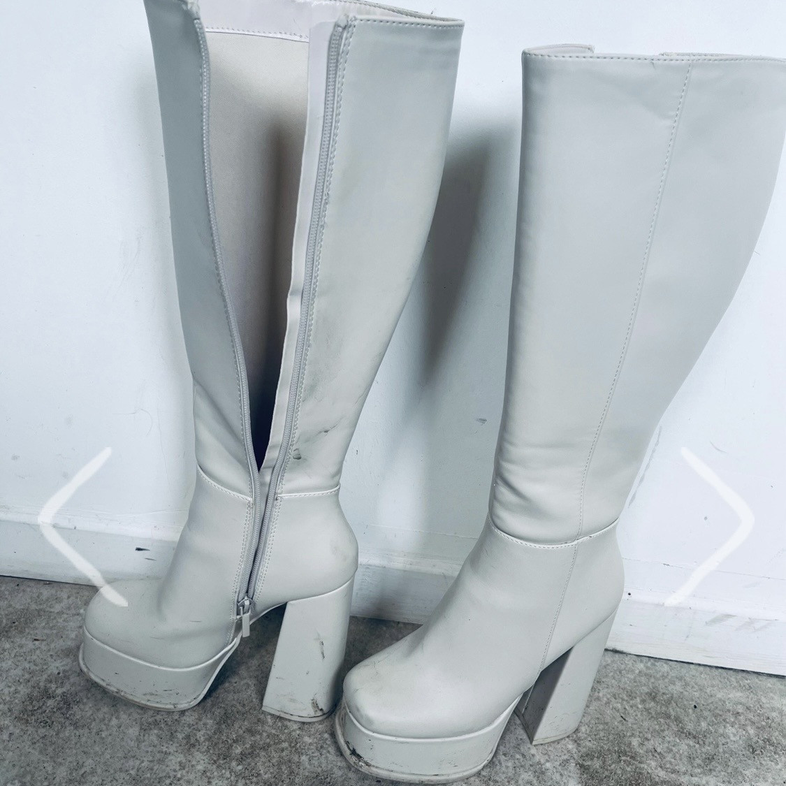 Bottes portées et abîmées