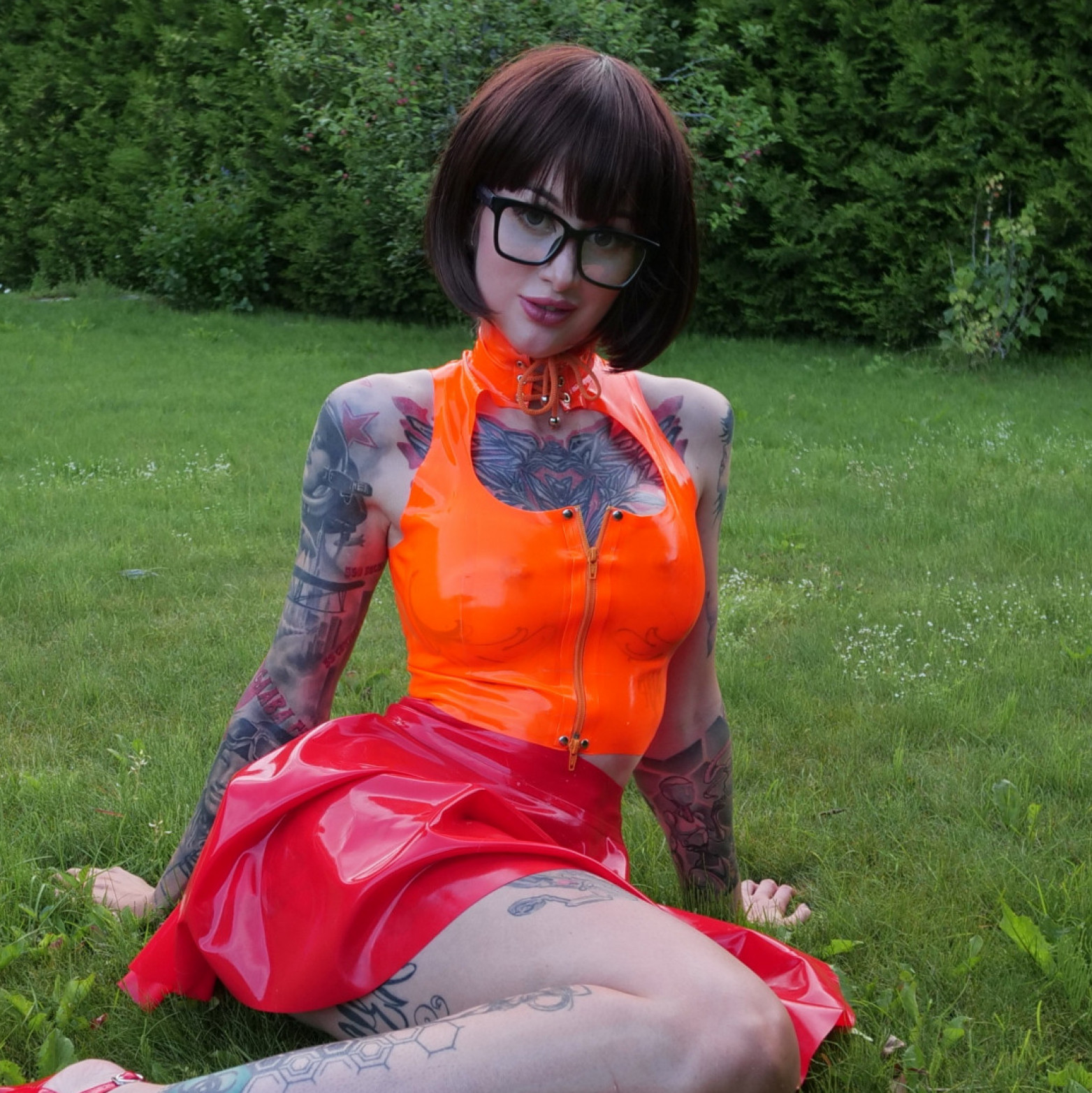 Latex Velma Cosplay