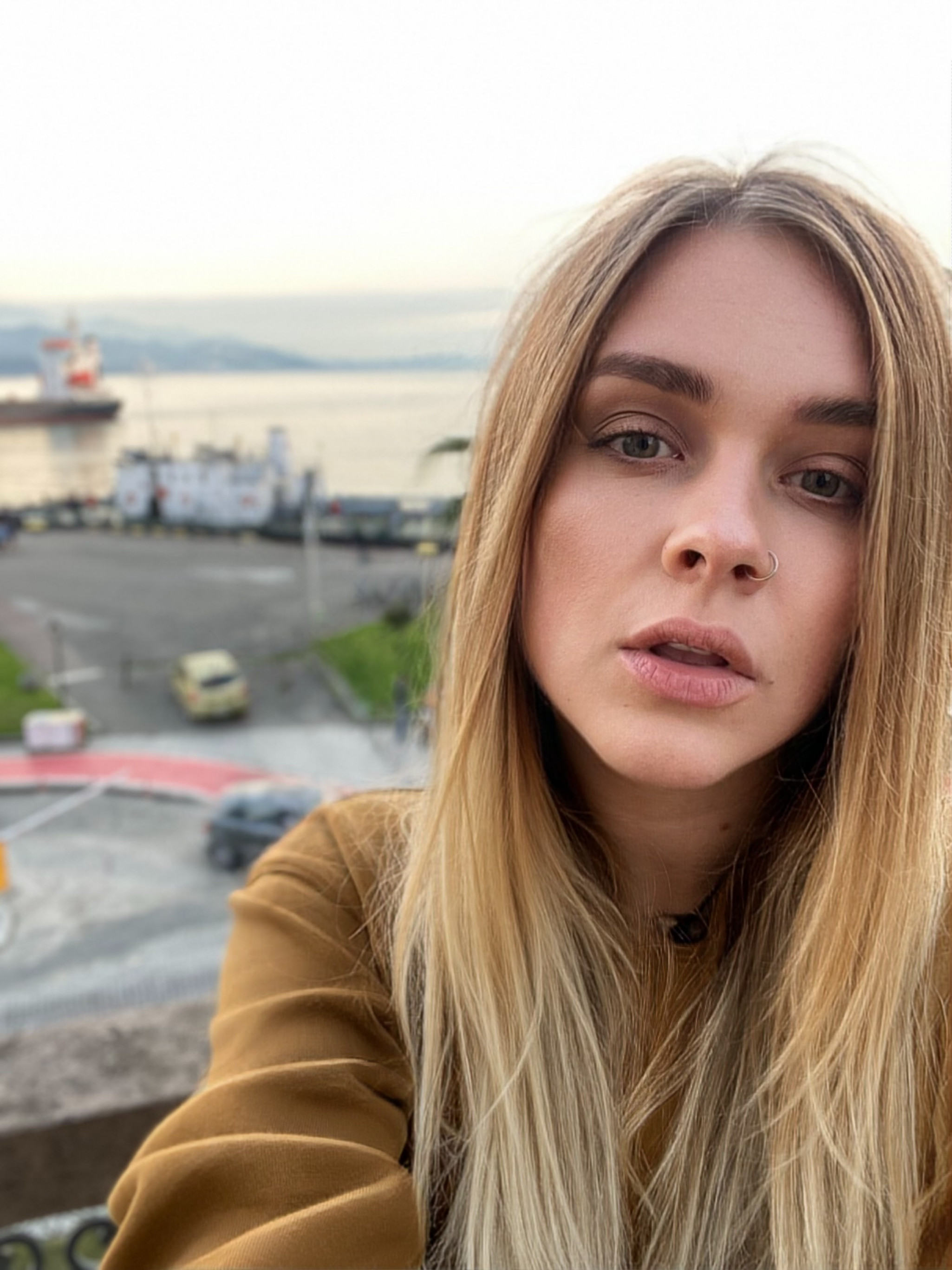 Beautiful vlog with me plus something hot