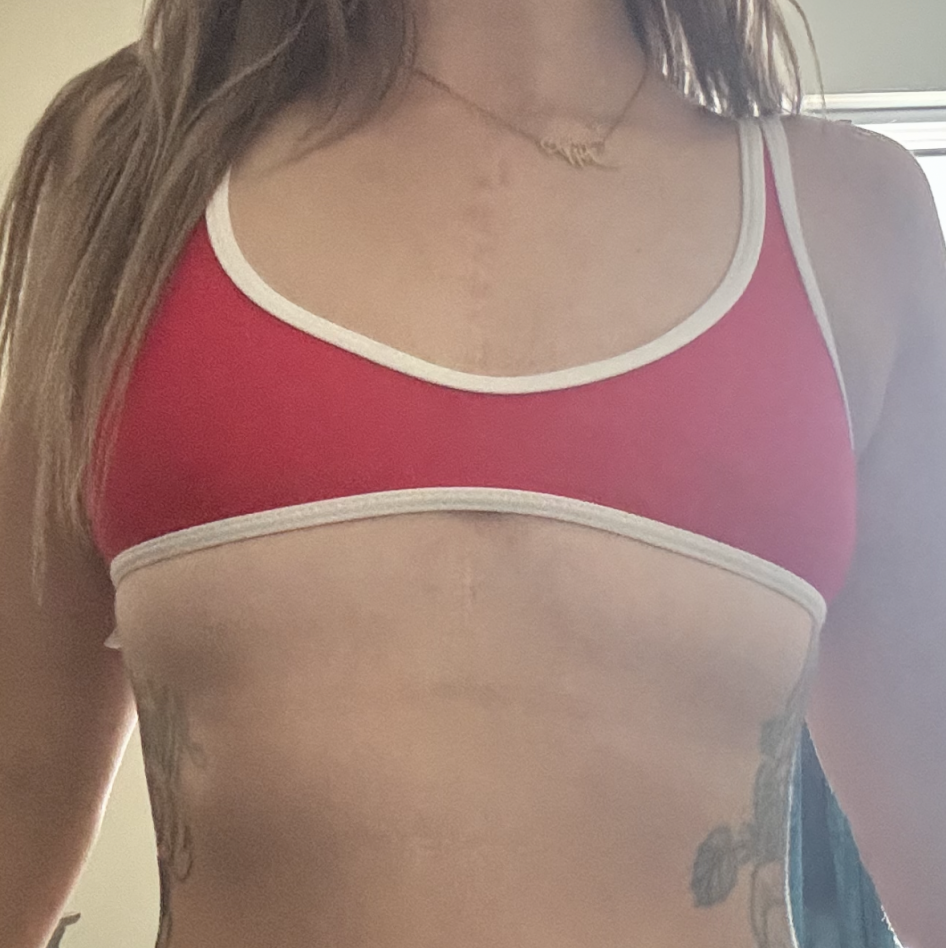 Red teeny bikin
