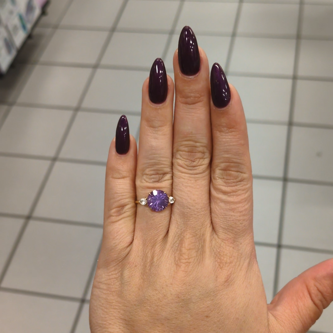Pay to get my nails done