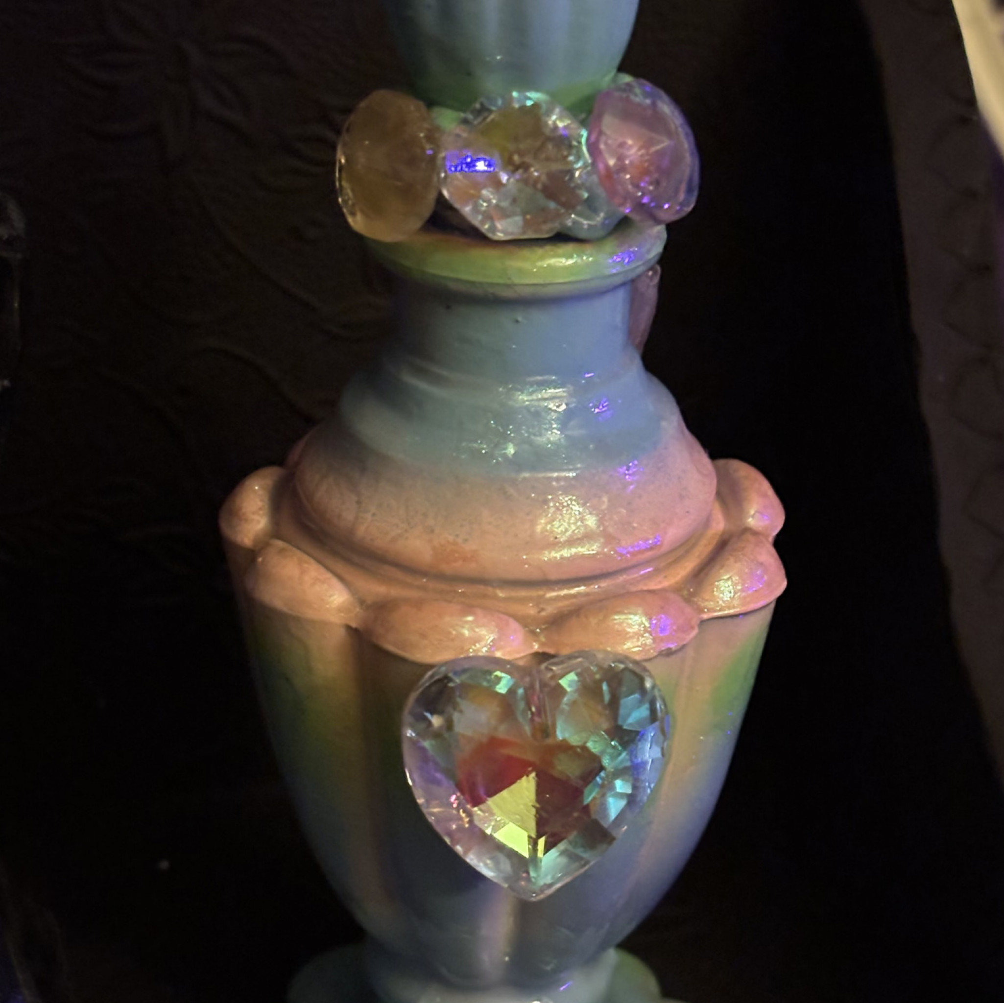 Light up perfume bottle, art by razors, edge, art