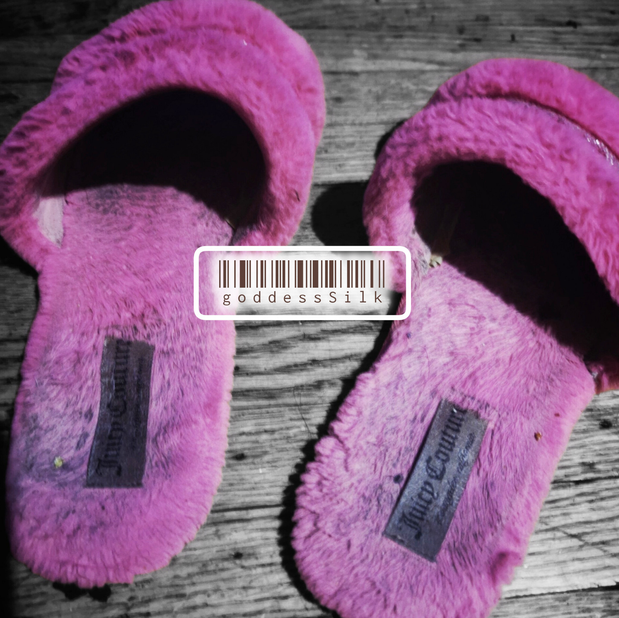 Worn Juicy Coulture Slippers