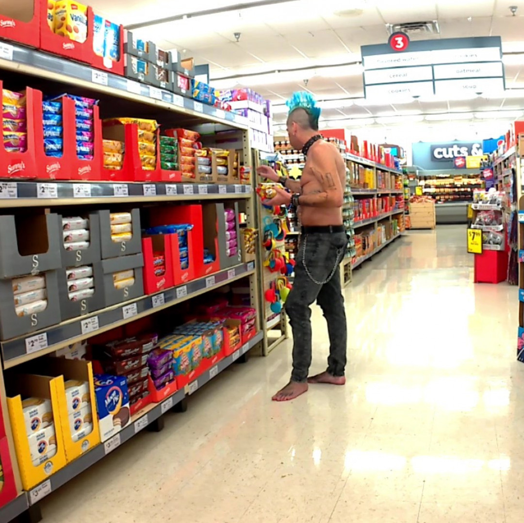 PIC SET 50 pics Barefoot  Shirtless in public