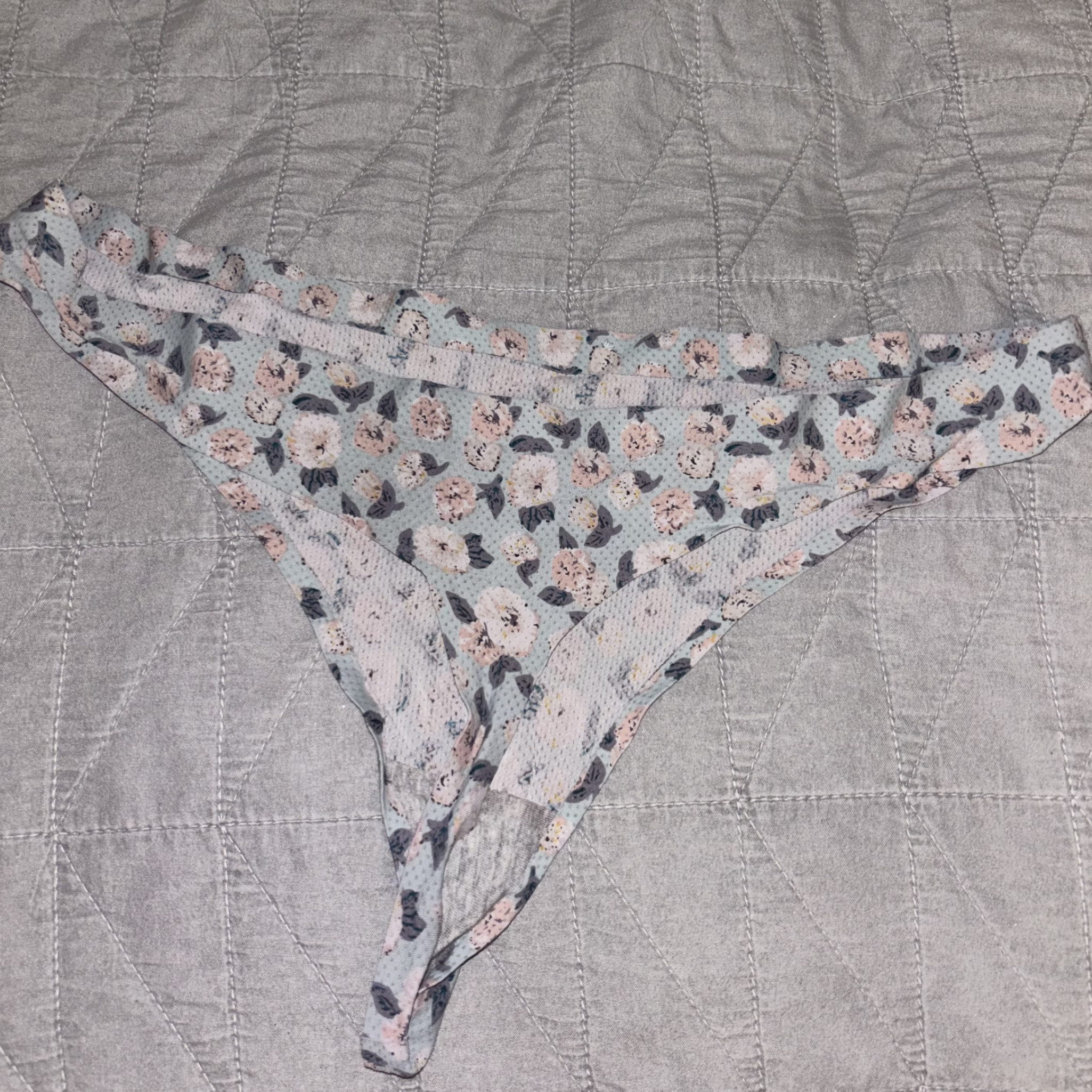 Pawg Emily blue flower panties