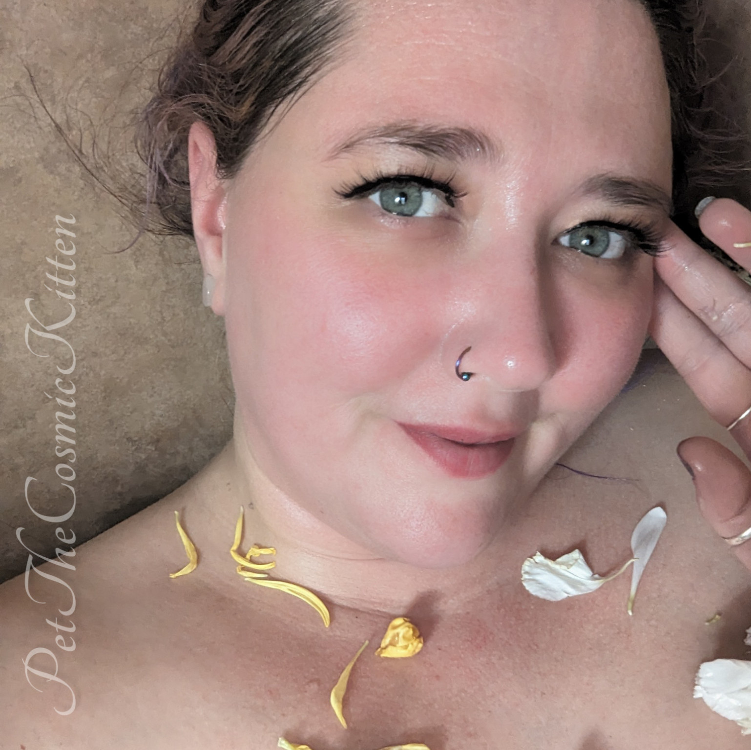 Luxurious Bubble Baths _ Playful nudes in the tub