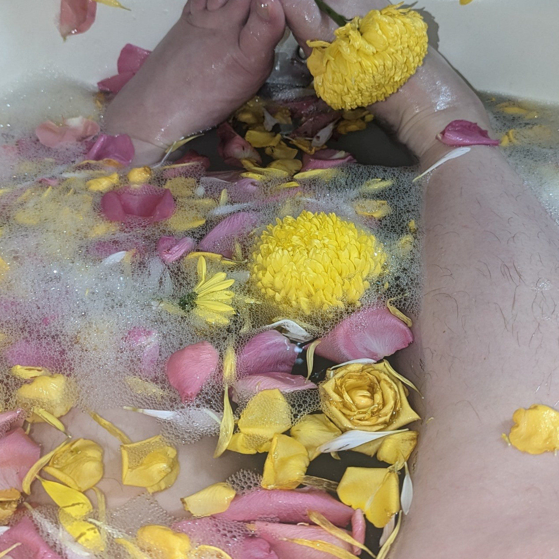 Floral Feet Pics in the Bath