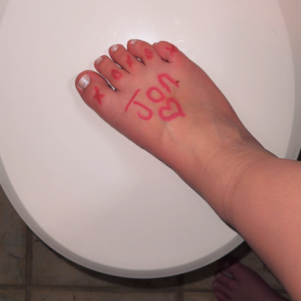 CUSTOM NAME ON FEET PICS AND VID