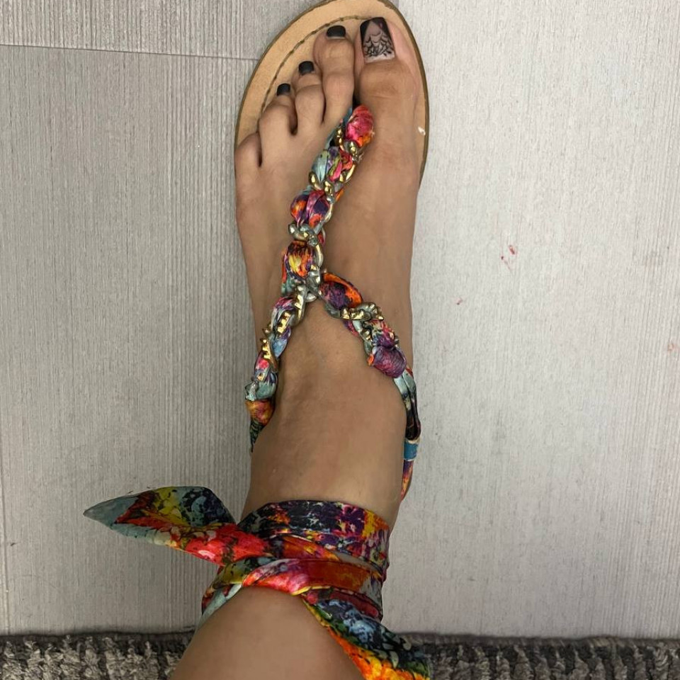 SANDALS
