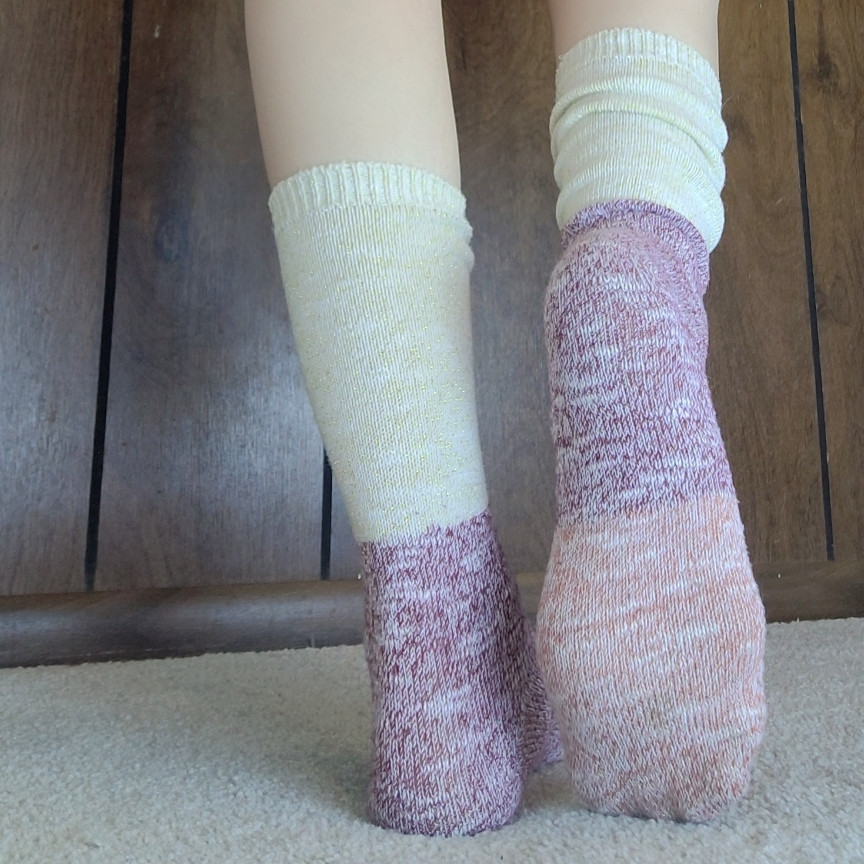 Tricolor Cable Knit Glitter Socks