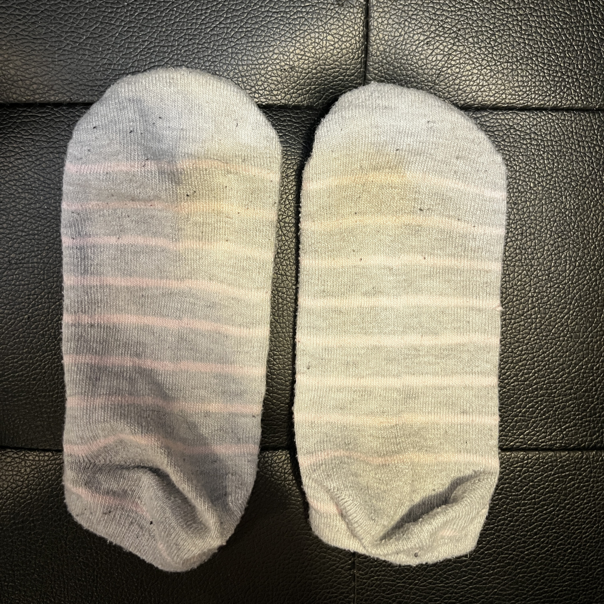 Thin Grey Pink Striped Socks